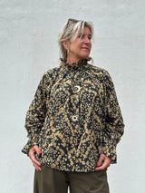 Gaspar Himalaya flower shirt black