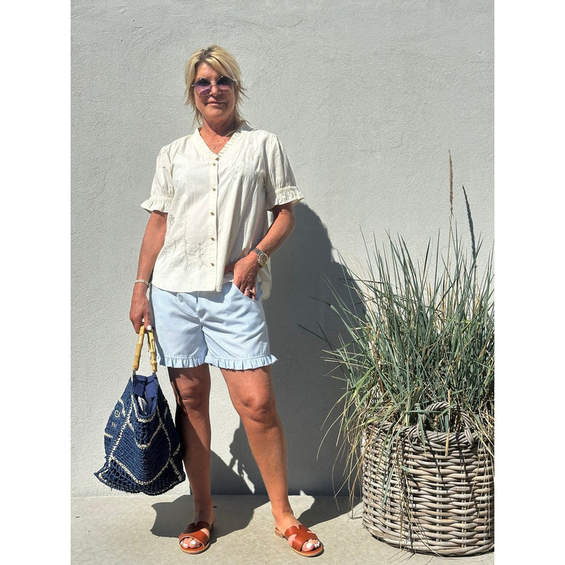 Gaspar Honolulu frill shorts light blue stripe
