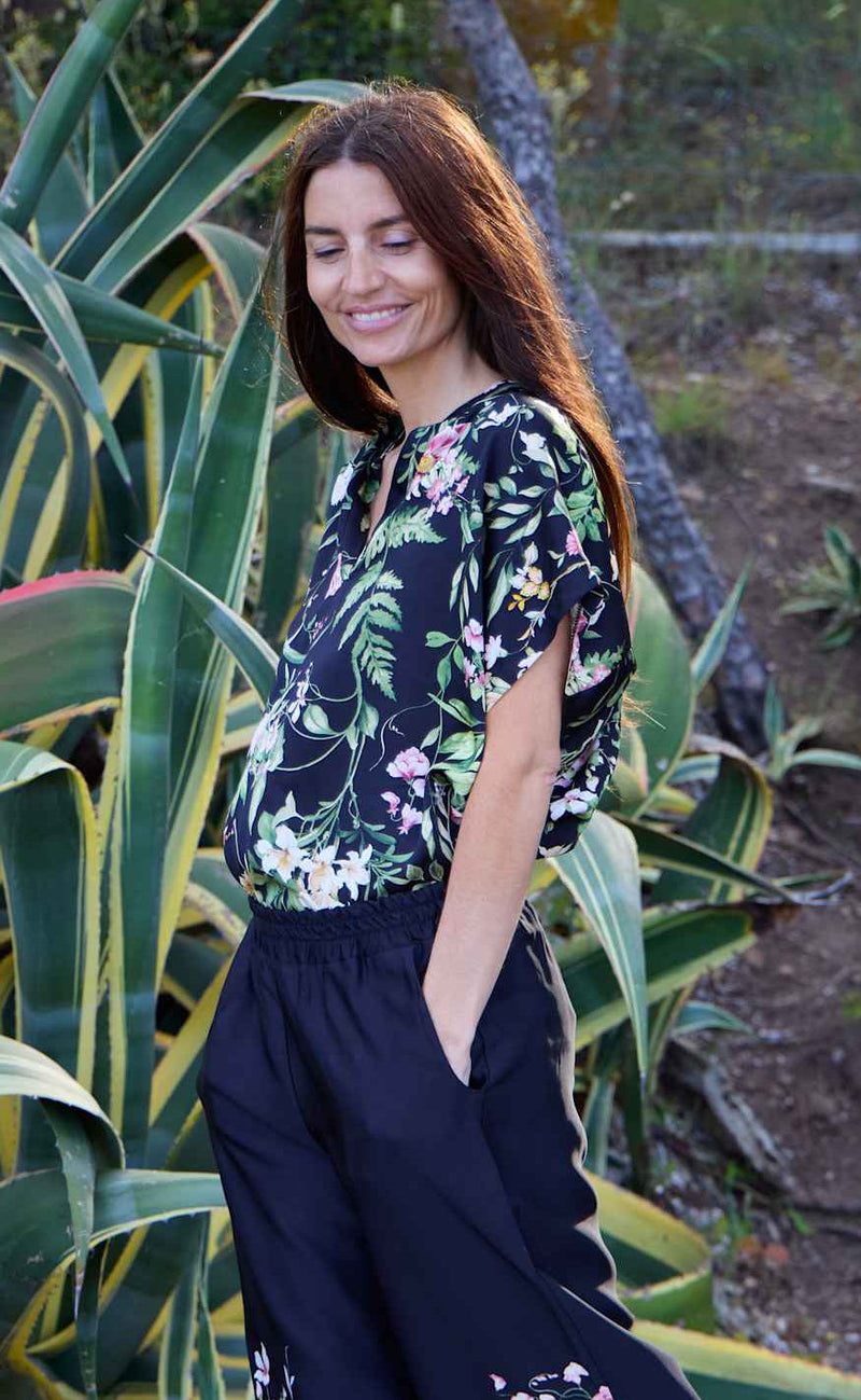 Black Colour Zennia blouse black flower