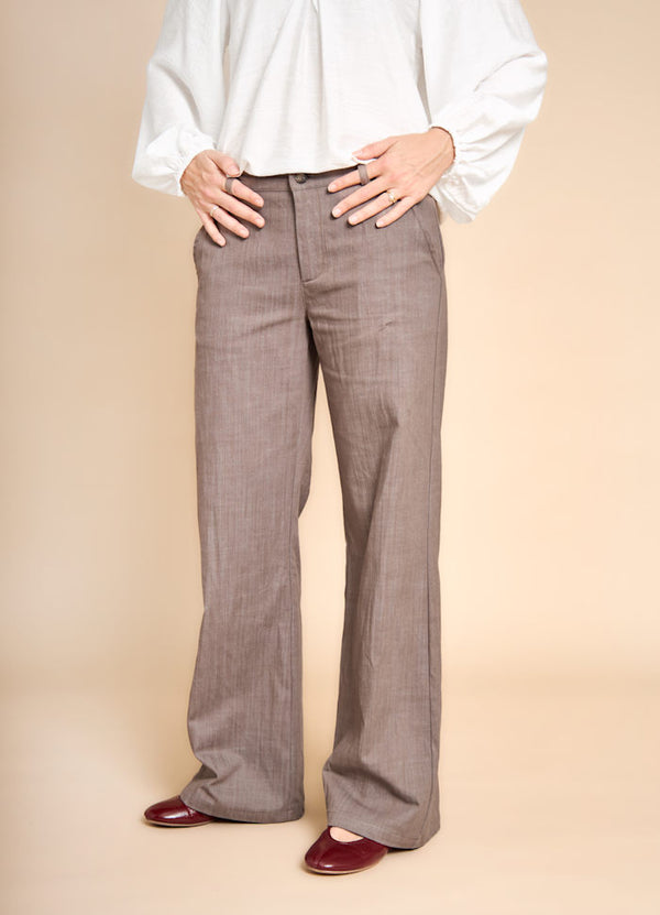 Black Colour Box pant nougat