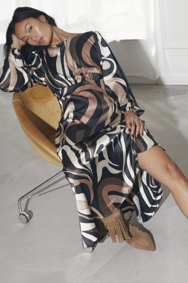 Love & Divine dress grafic print brown