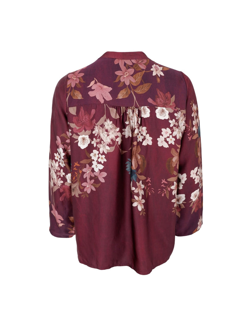 Black Colour  Zendaya plum flower
