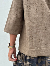 Gaspar Porto broderi anglaise shirt dusty brown