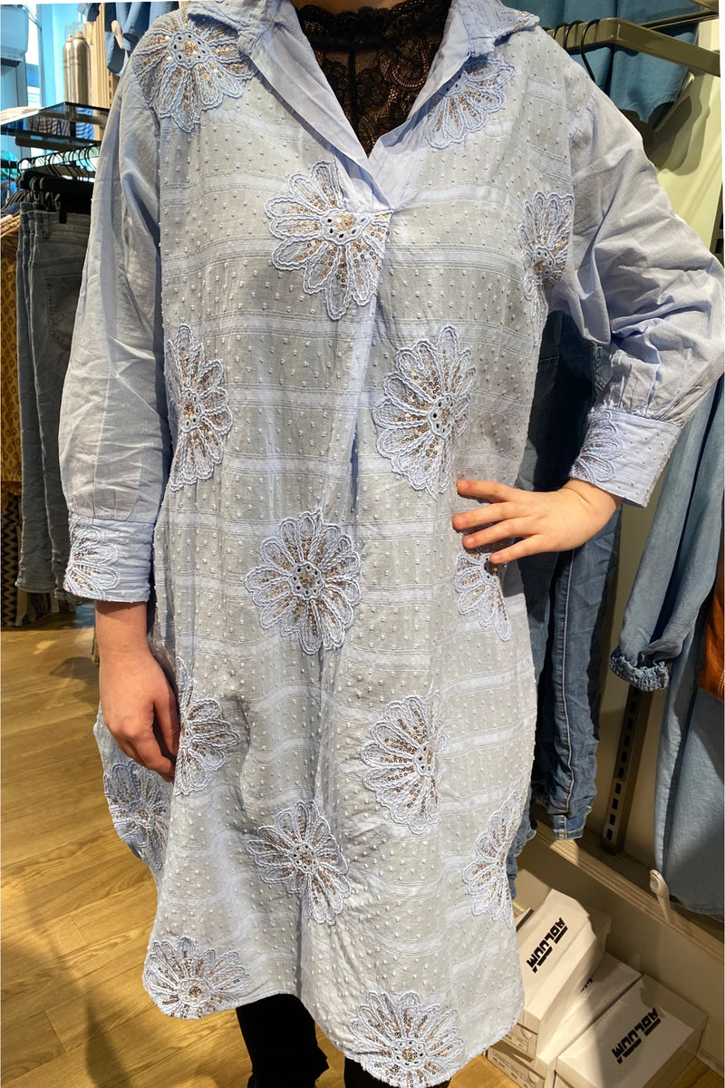 QNUZ Sara dress/shirt light blue