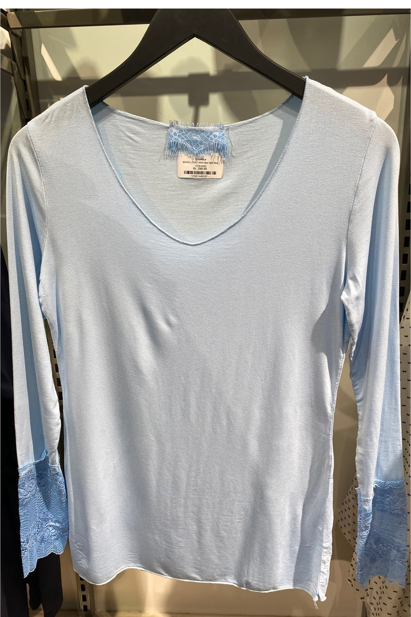 BOHO LOVE t-shirt lace light blue