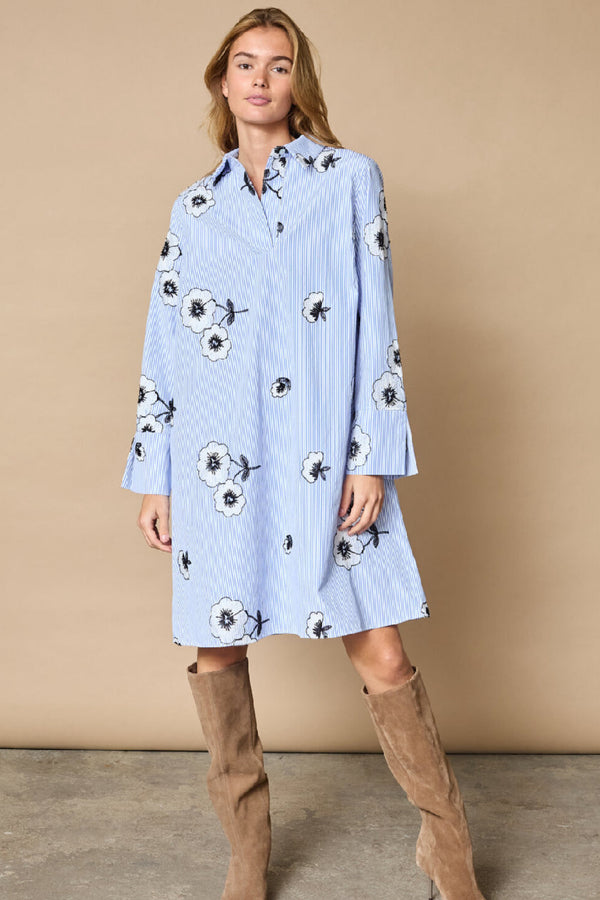 Love & Divine love1476 tunic blue flower