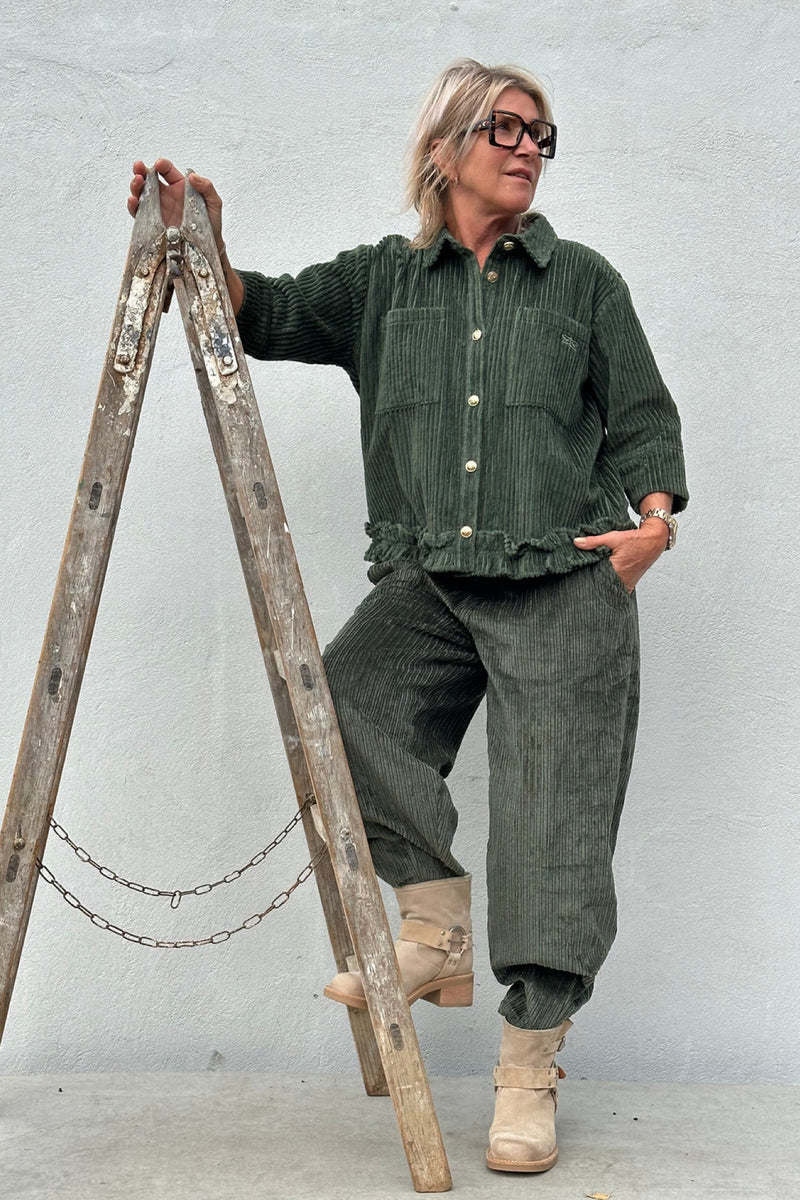 Gaspar Colorado corduroy pant bottle green