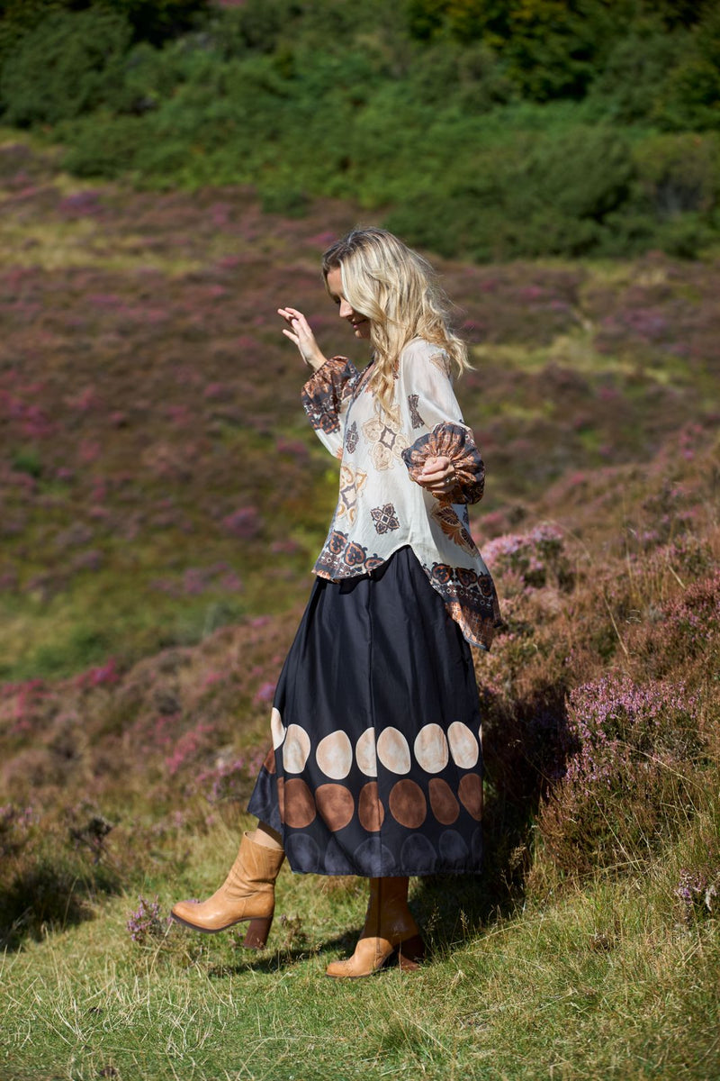 Black Colour Paris skirt black