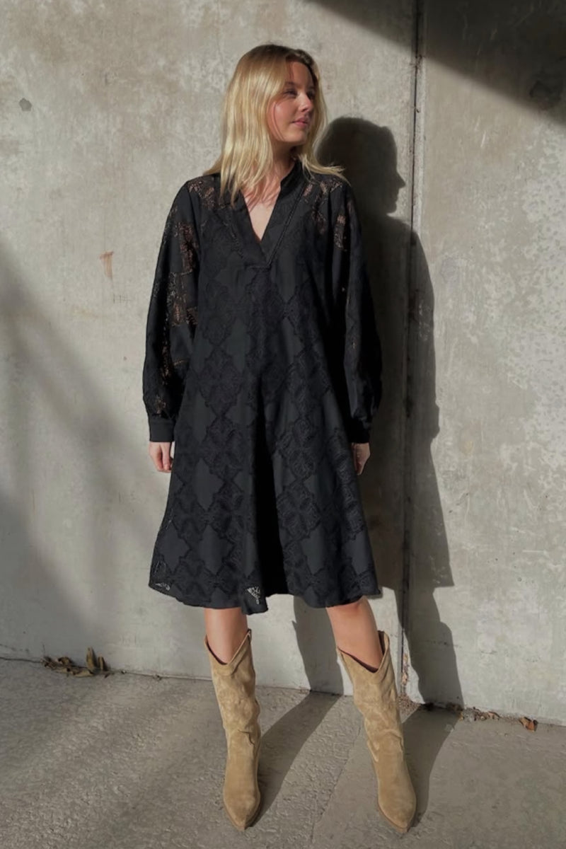 Love & Divine Dress Black