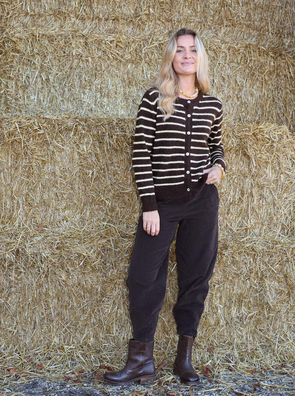 Black Colour Memphis Barrel cord pants coffee