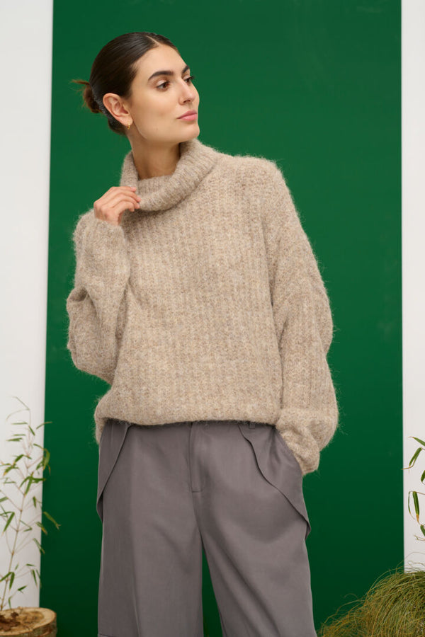 Culture Brava rollneck