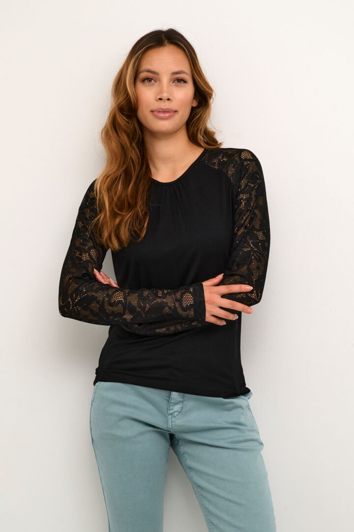 Culture Nicole blouse
