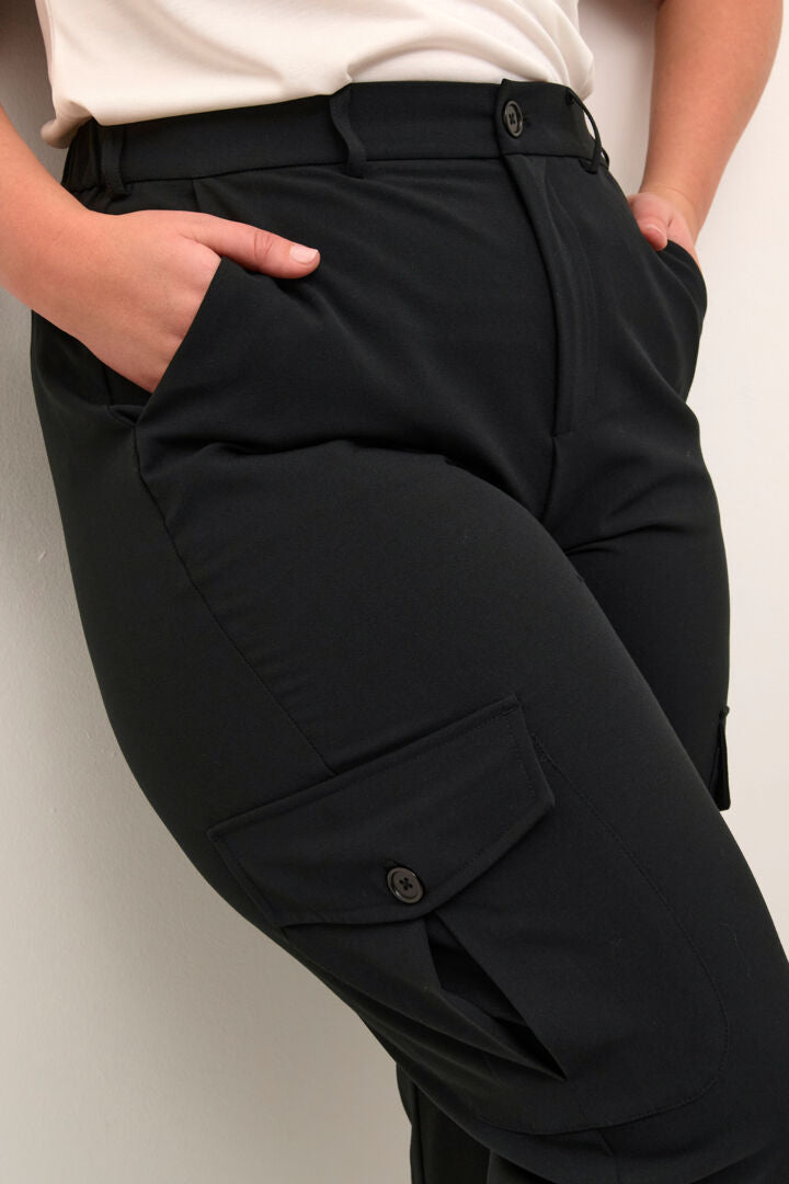 Kaffe Curve Edana cargo pants sort