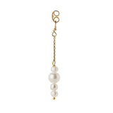 Stine A Pearl berries behind ørering
