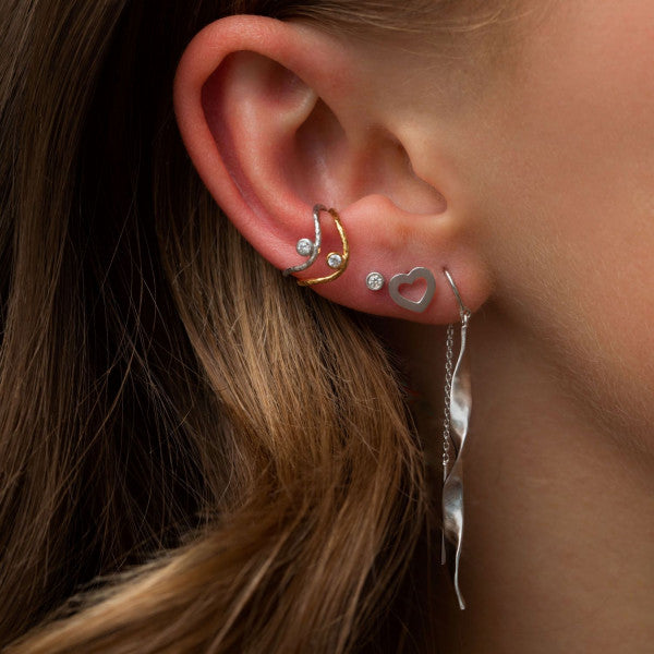 Stine A ørering  long twisted hammered earring with chain silver