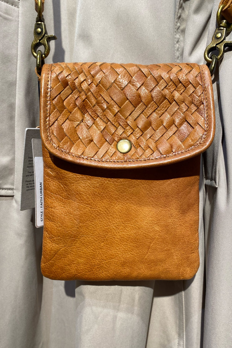 RE:DESIGNED MOBILTASKE FAITH URBAN BURNED TAN